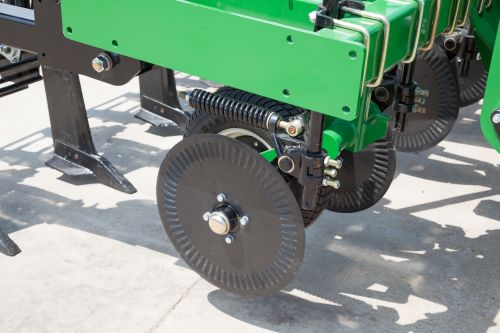 Посилені колтери діаметром 51 см.